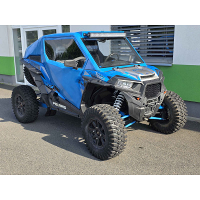 Polaris RZR XP 1000 s karbon kabinou - bugina 4x4