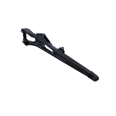 Rameno vlečné RZR R pravé Polaris 1545405-458